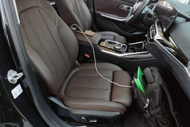 Used BMW i3 2024 eDrive 35 L Right Front Seat