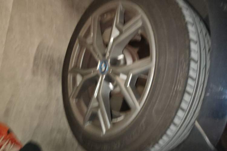 Used BMW i3 2024 eDrive 35 L Right Front Wheel Hub