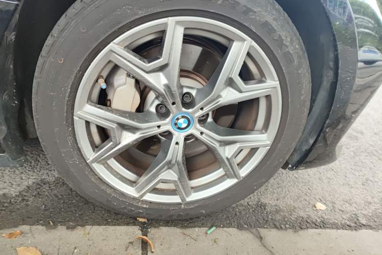 Used BMW i3 2024 eDrive 35 L Right Front Wheel Hub