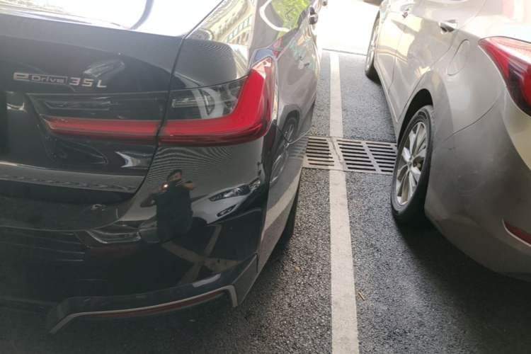Used BMW i3 2024 eDrive 35 L Right Rear Taillight