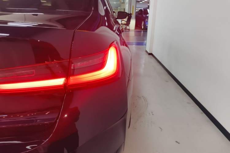 Used BMW i3 2024 eDrive 40 L Midnight Edition Right Rear Taillight