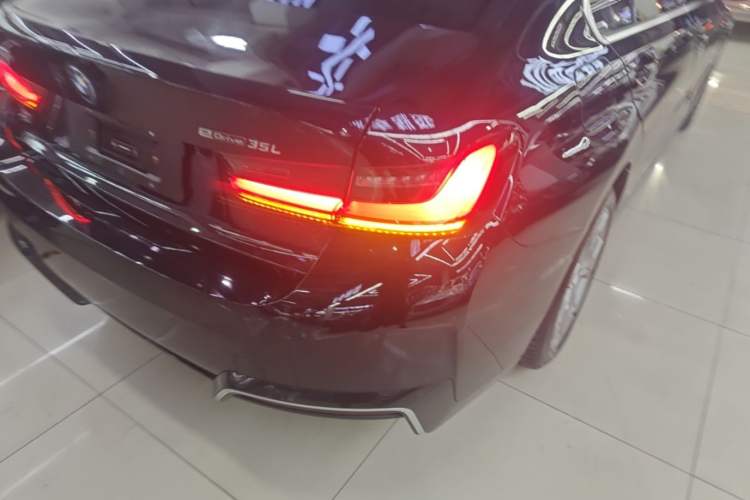 Used BMW i3 2024 eDrive 35 L Right Rear Taillight