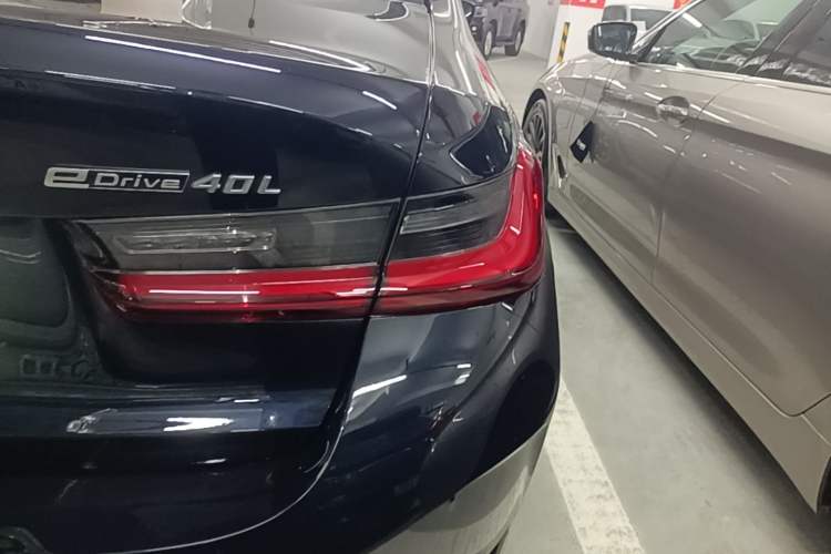 Used BMW i3 2024 eDrive 40 L Midnight Edition Right Rear Taillight