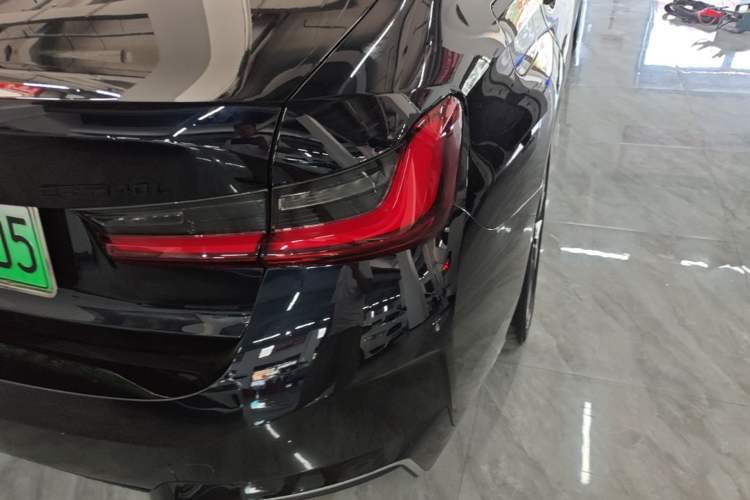 Used BMW i3 2024 eDrive 40 L Midnight Sports Package Right Rear Taillight