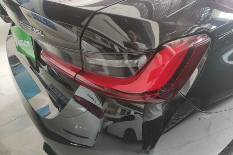 Used BMW i3 2024 eDrive 35 L Right Rear Taillight