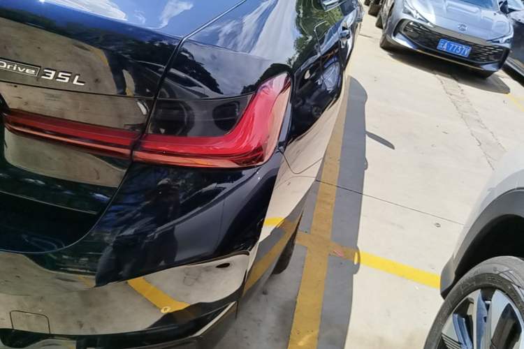 Used BMW i3 2024 eDrive 35 L Right Rear Taillight