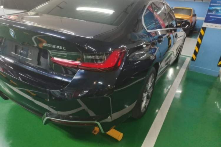 Used BMW i3 2024 eDrive 35 L Right Rear Taillight