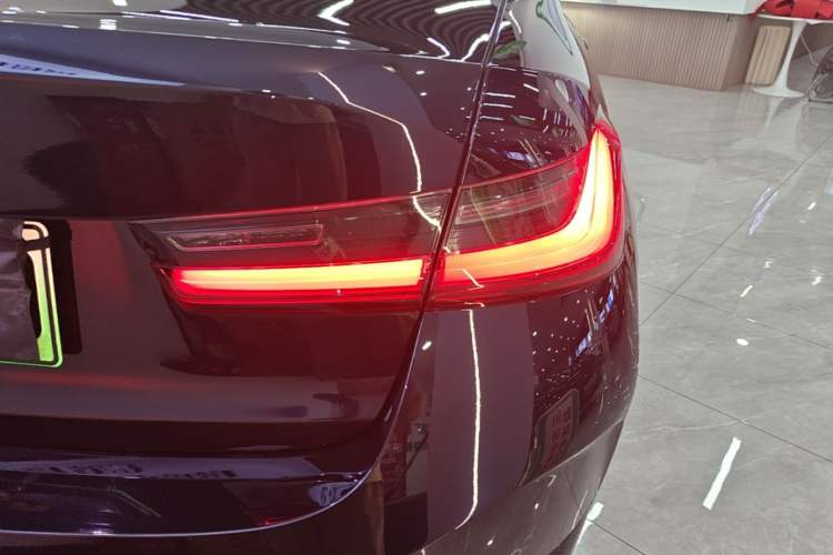 Used BMW i3 2024 eDrive 35 L Right Rear Taillight
