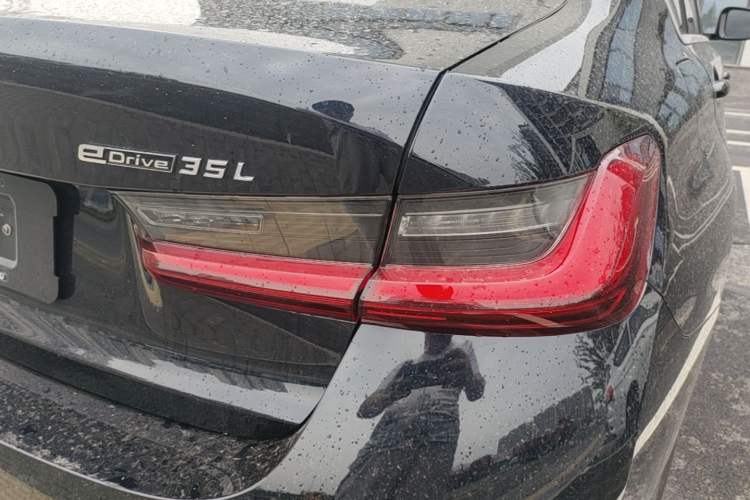 Used BMW i3 2024 eDrive 35 L Right Rear Taillight