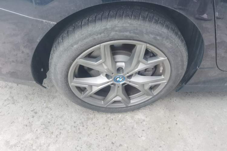 Used BMW i3 2024 eDrive 35 L Right Rear Wheel Hub