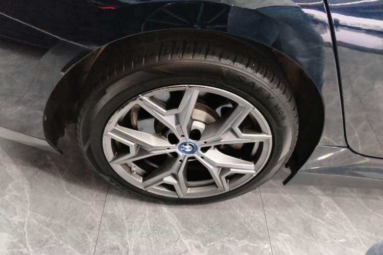 Used BMW i3 2024 eDrive 35 L Right Rear Wheel Hub