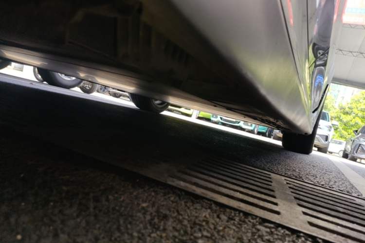 Used BMW i3 2024 eDrive 35 L Right Side Sill