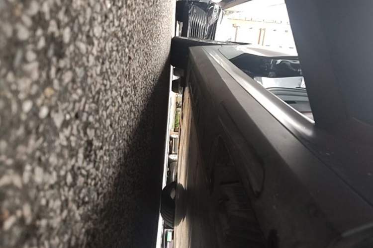 Used BMW i3 2024 eDrive 35 L Right Side Sill