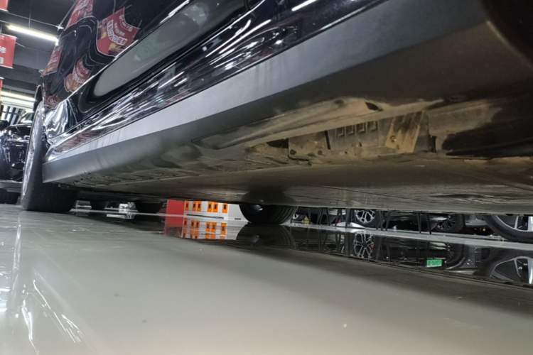 Used BMW i3 2024 eDrive 35 L Right Side Sill