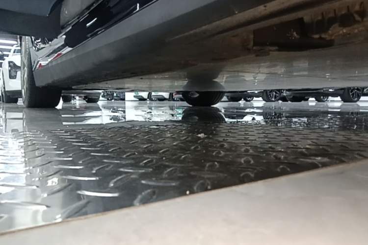 Used BMW i3 2024 eDrive 35 L Right Side Sill