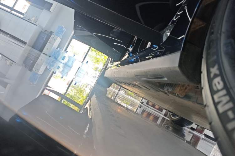 Used BMW i3 2024 eDrive 35 L Right Side Sill