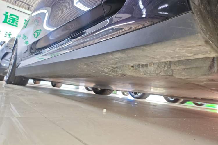 Used BMW i3 2024 eDrive 35 L Right Side Sill