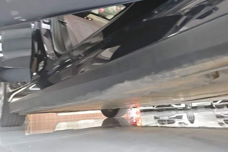 Used BMW i3 2024 eDrive 35 L Right Side Sill