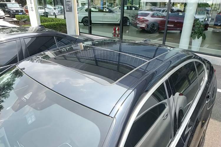 Used BMW i3 2024 eDrive 35 L Roof