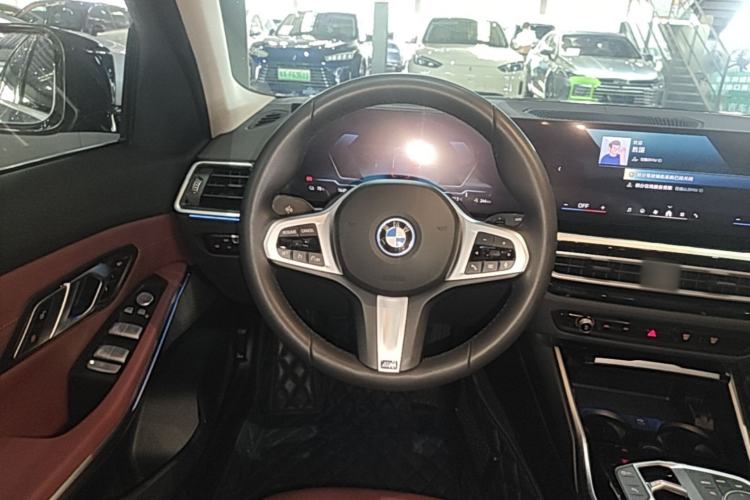 Used BMW i3 2024 eDrive 35 L Steering Wheel