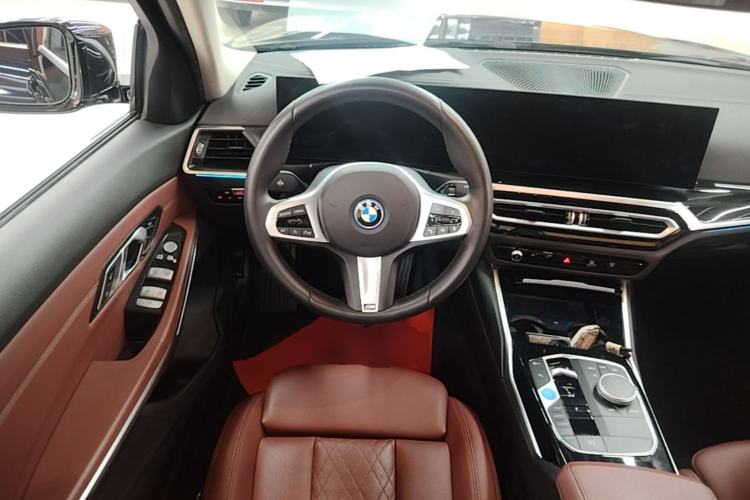 Used BMW i3 2024 eDrive 35 L Steering Wheel