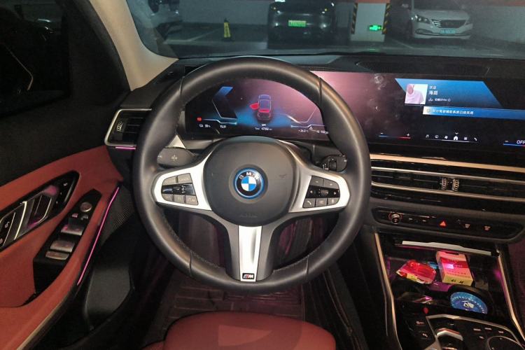 Used BMW i3 2024 eDrive 35 L Steering Wheel