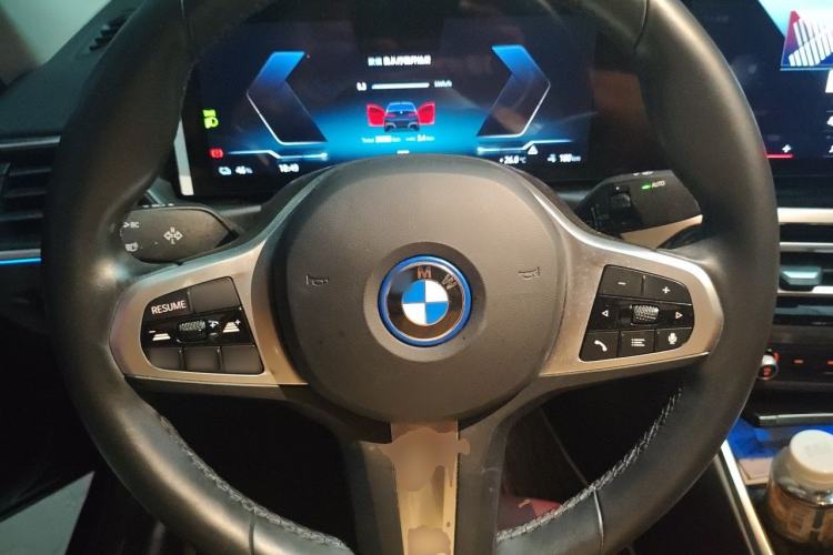 Used BMW i3 2024 eDrive 40 L Midnight Sports Package Steering Wheel