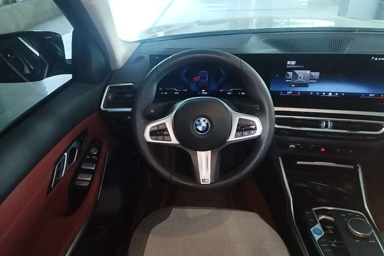Used BMW i3 2024 eDrive 35 L Steering Wheel