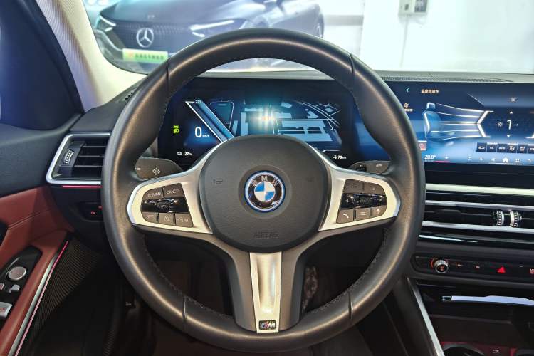 Used BMW i3 2024 eDrive 35 L Steering Wheel