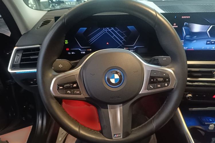 Used BMW i3 2024 eDrive 40 L Midnight Sports Package Steering Wheel