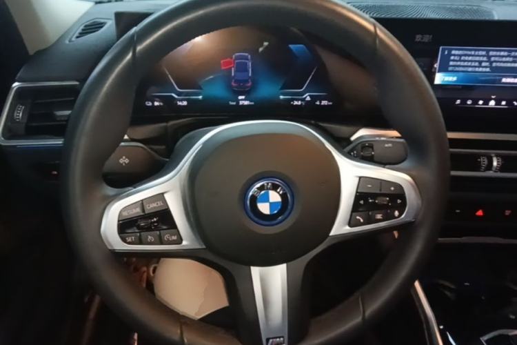Used BMW i3 2024 eDrive 35 L Steering Wheel