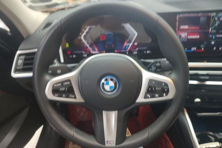 Used BMW i3 2024 eDrive 40 L Midnight Edition Steering Wheel
