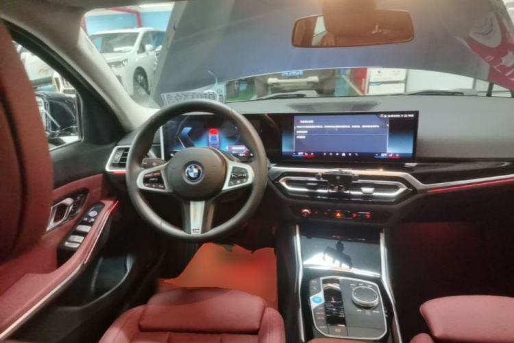 Used BMW i3 2024 eDrive 35 L Steering Wheel