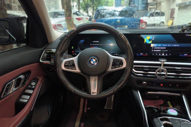 Used BMW i3 2024 eDrive 35 L Steering Wheel