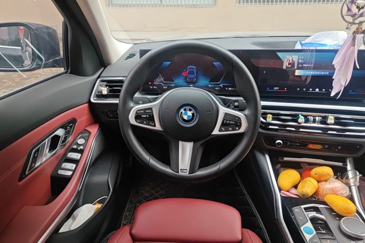 Used BMW i3 2024 eDrive 35 L Steering Wheel