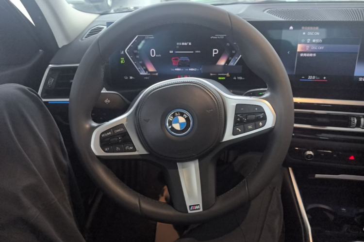 Used BMW i3 2024 eDrive 35 L Steering Wheel