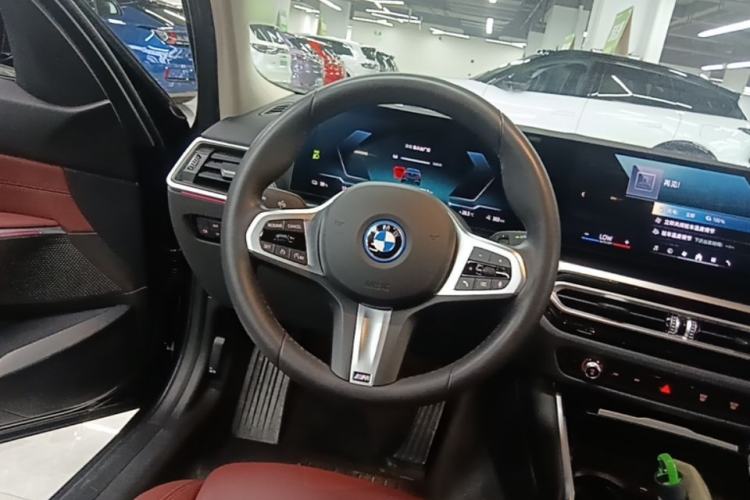 Used BMW i3 2024 eDrive 35 L Steering Wheel