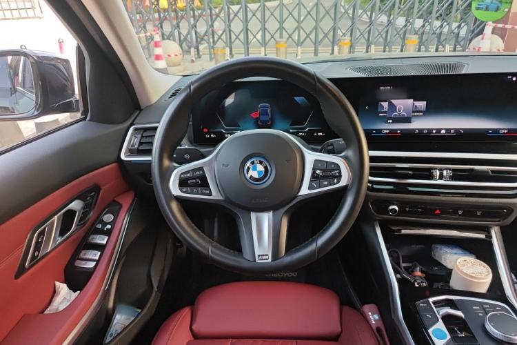 Used BMW i3 2024 eDrive 35 L Steering Wheel