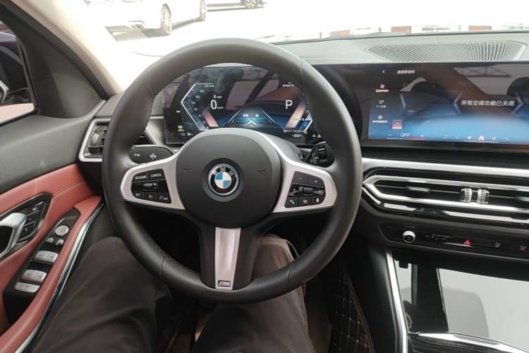 Used BMW i3 2024 eDrive 35 L Steering Wheel