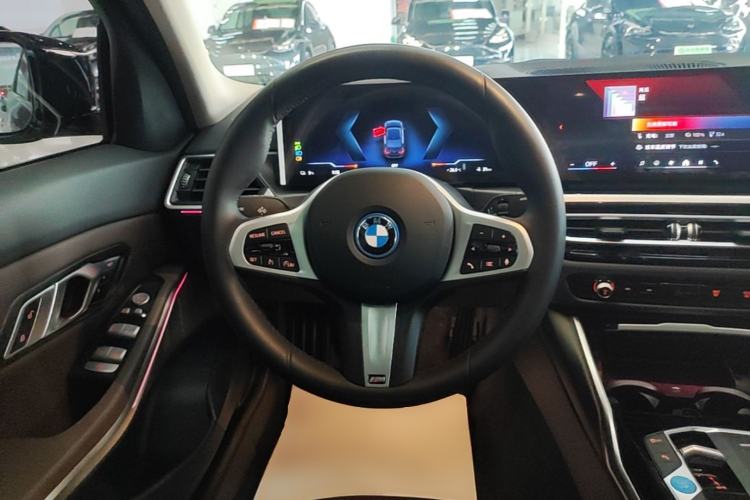 Used BMW i3 2024 eDrive 35 L Steering Wheel