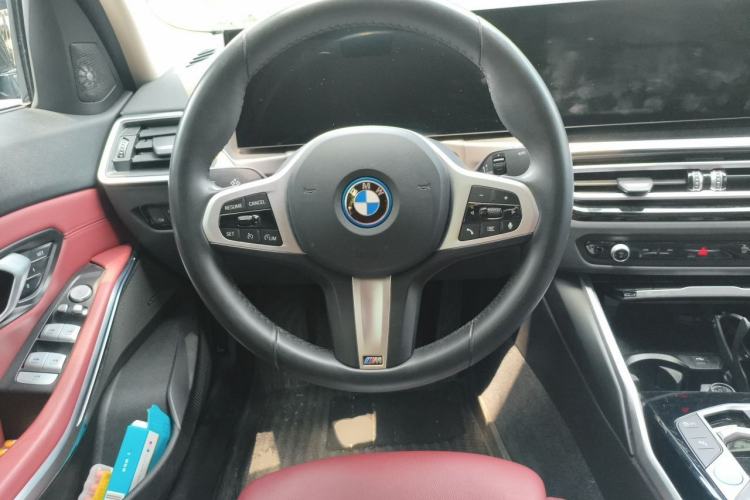 Used BMW i3 2024 eDrive 35 L Steering Wheel