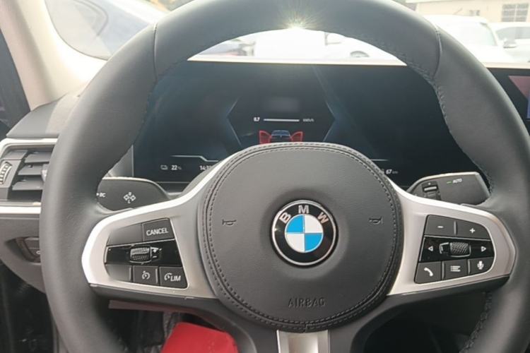 Used BMW i3 2024 eDrive 40 L Midnight Edition Steering Wheel