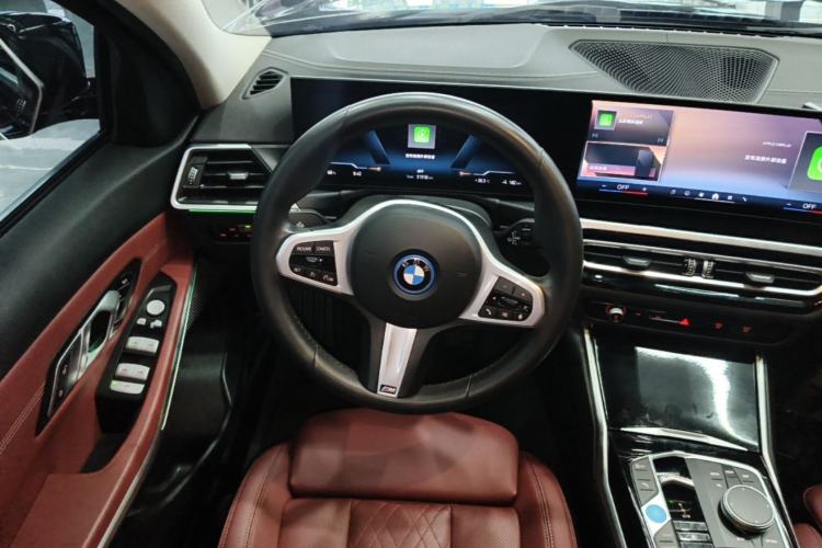 Used BMW i3 2024 eDrive 35 L Steering Wheel