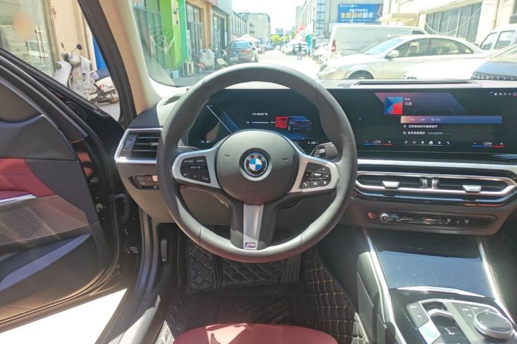 Used BMW i3 2024 eDrive 35 L Steering Wheel