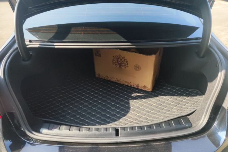 Used BMW i3 2024 eDrive 35 L Trunk