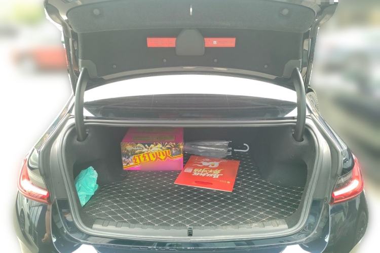 Used BMW i3 2024 eDrive 35 L Trunk