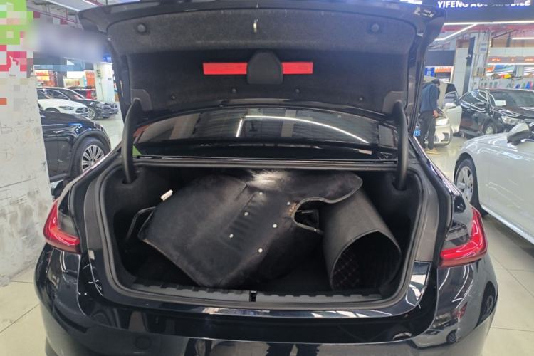 Used BMW i3 2024 eDrive 40 L Midnight Edition Trunk