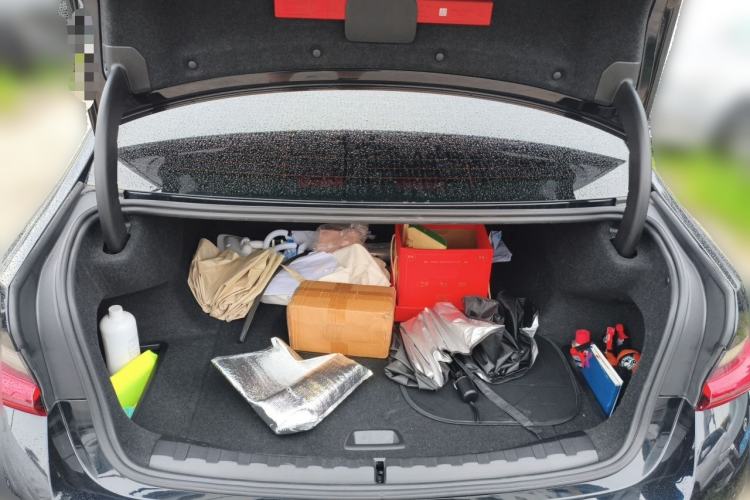 Used BMW i3 2024 eDrive 40 L Midnight Edition Trunk