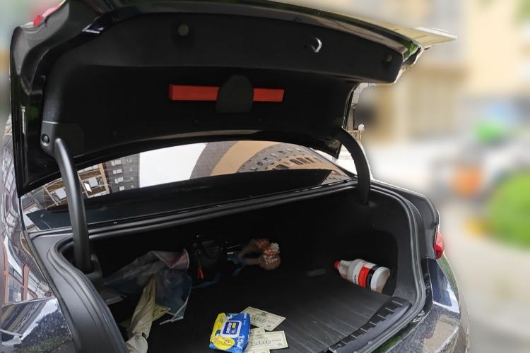 Used BMW i3 2024 eDrive 35 L Trunk