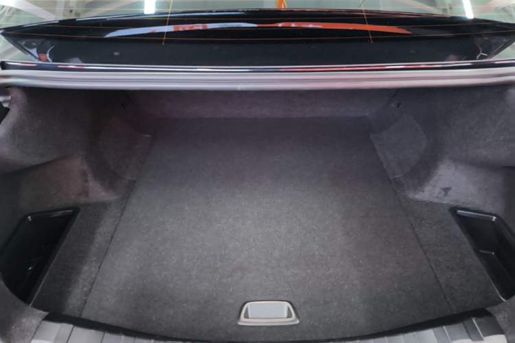 Used BMW i3 2024 eDrive 35 L Trunk